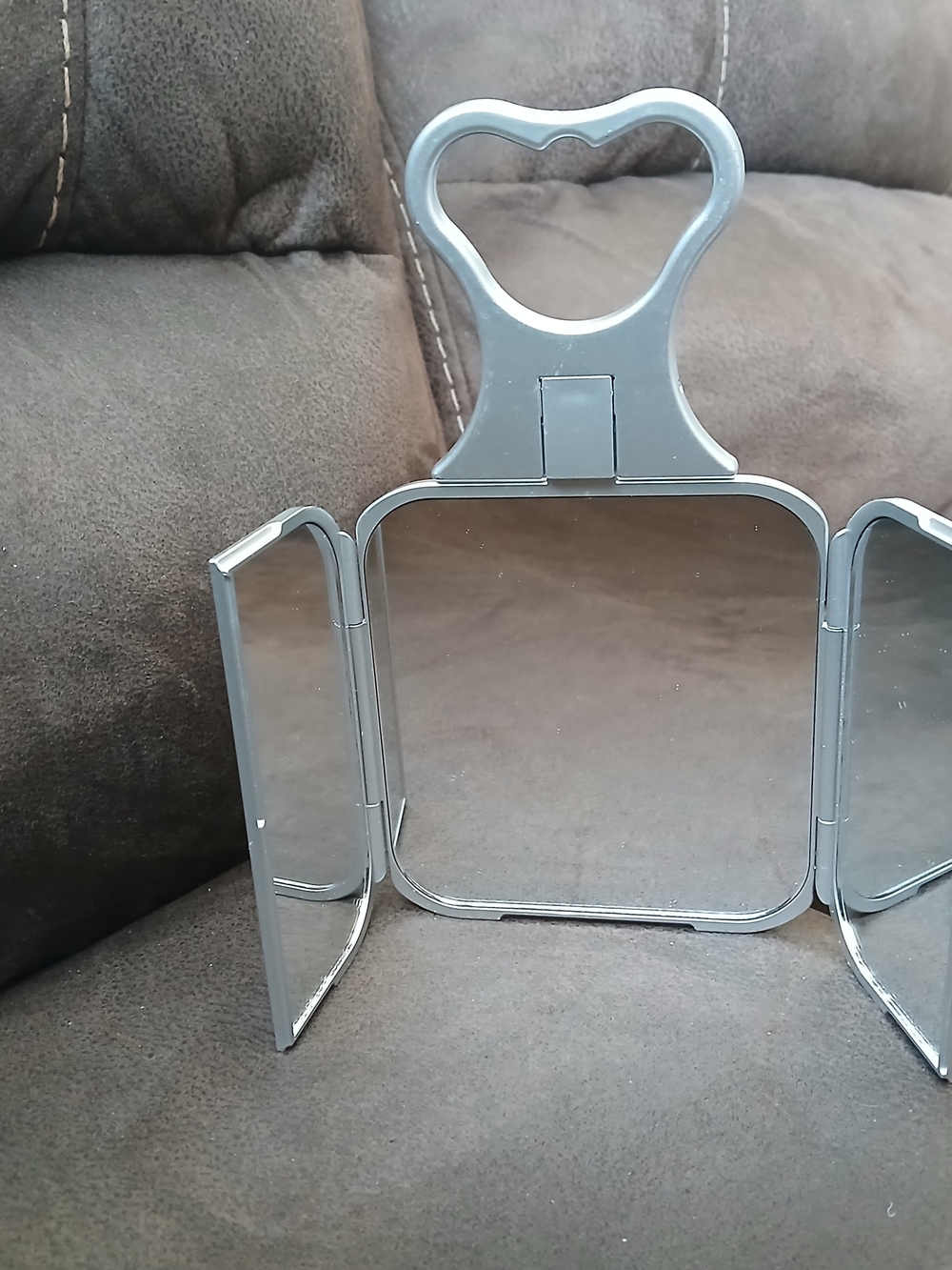 Triple-Panel Heart-Top Wall Mirror in Silver